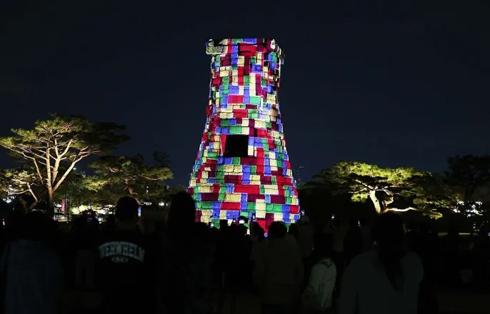 노란 수영복에 섹시한 몸매 어필하는 존예 처자