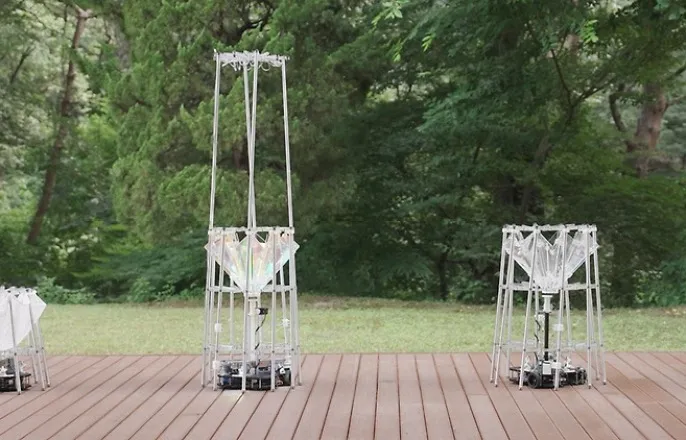 노란 수영복에 섹시한 몸매 어필하는 존예 처자