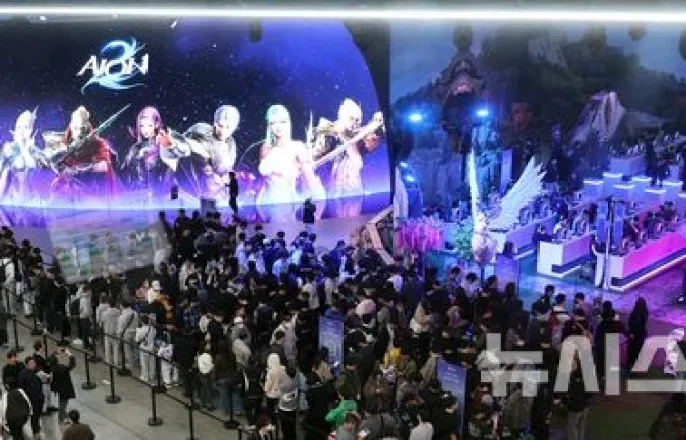 노란 수영복에 섹시한 몸매 어필하는 존예 처자