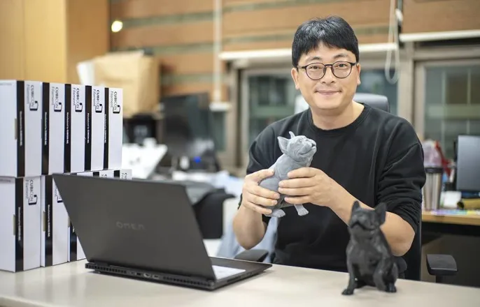 노란 수영복에 섹시한 몸매 어필하는 존예 처자