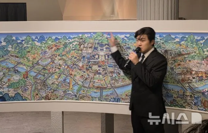 노란 수영복에 섹시한 몸매 어필하는 존예 처자