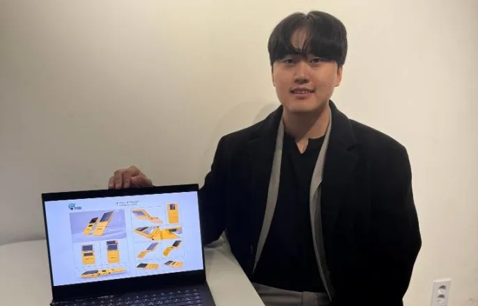 노란 수영복에 섹시한 몸매 어필하는 존예 처자