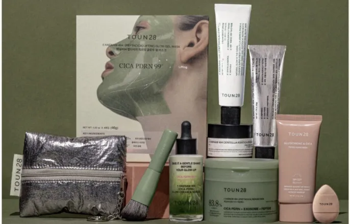 노란 수영복에 섹시한 몸매 어필하는 존예 처자