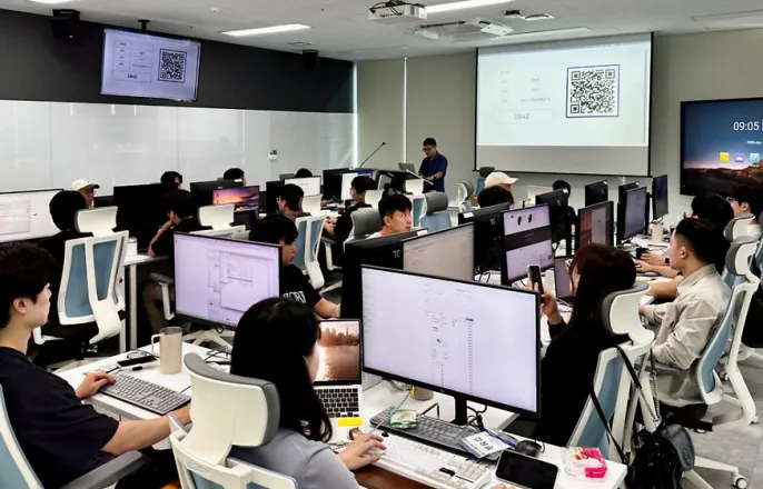 노란 수영복에 섹시한 몸매 어필하는 존예 처자