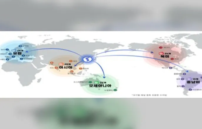 노란 수영복에 섹시한 몸매 어필하는 존예 처자