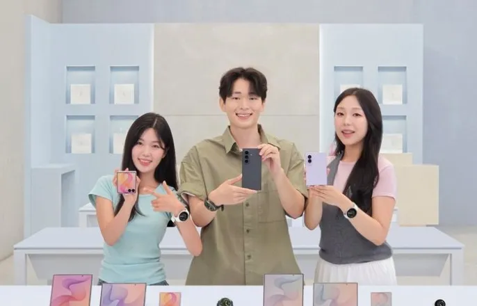 노란 수영복에 섹시한 몸매 어필하는 존예 처자