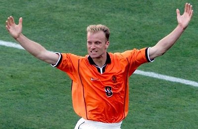 데니스 베르캄프.jpg