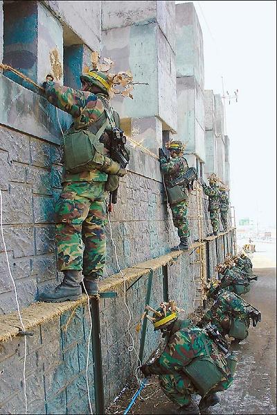 실제 크기로 보시려면 클릭해 주세요