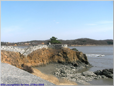 강화 용두돈대(龍頭墩臺), 손돌목 해협을 지키는 돈대