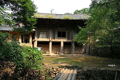 사랑과평화의샘