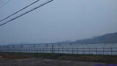 김포 문수산성, 남문인 희우루와 산성마을