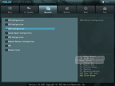 AHCI, It, MLC, slc, SSD, SSD 수명, SSD 오래, SSD 최적화, Superfetch, 가상 메모리, 가상페이지, 수명, 시스템 보호 끄기, 오래 쓰기, 이것만 알아두자, 인덱싱, 조각모음, 조각모음 예약 끄기, 페이징, 휴지통,SSD 최적화 관련글들이 상당히 많은데 실제로 쓰고 있는 입장에서 정확히 필요한것만 다시 모아 보았습니다. SSD를 처음에 너무 어렵게 느끼게 하는것도 사실 이 SSD 최적화에 대한 부분인데요. 하나하나 따라해보니 어렵진 않지만 항상 이렇게 해야하는지도 의문이고 뭐가 사실 좋아지는지도 정확히 모르겠고 어떻게 써야 고장안나고 오래 쓸지에 대해서도 고민을 하게 될 것입니다. 이번시간에는 SSD 최적화를 하는 이유를 설명하고 하면 어떤게 좋아지는지 천천히 살펴보도록 하겠습니다. SSD는 크게는 SLC와 MLC타입으로 나뉩니다. SLC 타입이 MLC타입보다 좋은것은 아마 아실겁니다. 다만 가격이 고가이기 때문에 가격을 좀 더 낮추기 위해서 MLC를 많이 씁니다. 실제 사용자들이 많이 구매하는 것은 모두 MLC 타입입니다. 현재로선 그렇죠. 