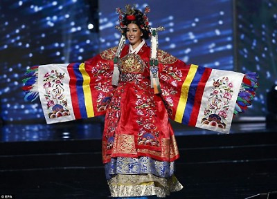 일본심사위원으로부터 위안부질문 받은 미스유니버스 김제니