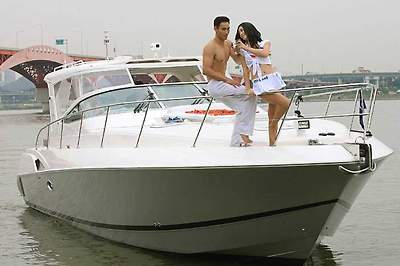 호화 요트 리비에라 M400