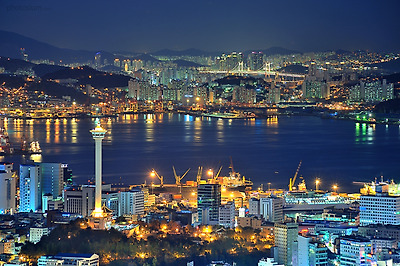 부산항이 내려다 보이는 그곳 천마산 야경