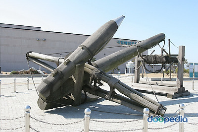 http://dicimg.naver.com/100/800/22/333322.jpg?width=500