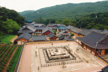 “불법(佛法)은 여름날 우거진 녹음”