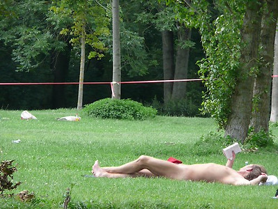 drea_beijing님이 촬영한 Naked man reading in the park.