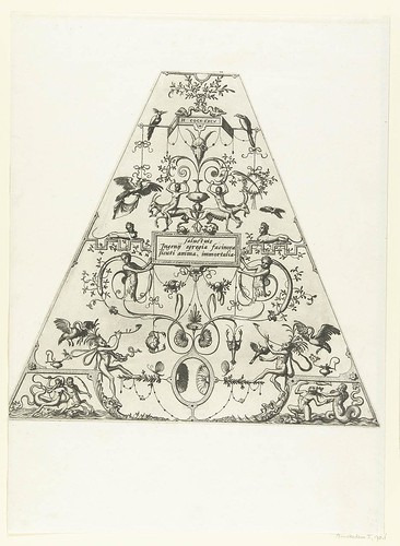 trapezoidal decorations with grotesques, garlands and trophies