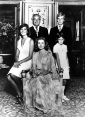 그레이스케리 가족사진