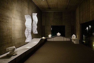 빛과 그림자의 조각 : 陰翳(음영) IN-EI ISSEY MIYAKE - 이미지