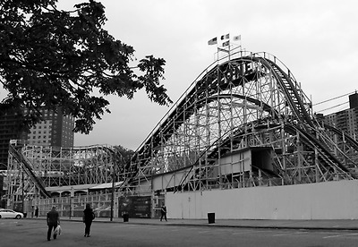 뉴요커들의 향수를 자극하는 유원지, 코니아일랜드(Coney Island) - 이미지