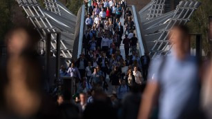 A longer commute could hurt your health, add to your waistline