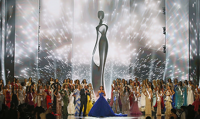 2017 미스유니버스 왕관은 프랑스 치대생…2위는 아이티지진 생존자