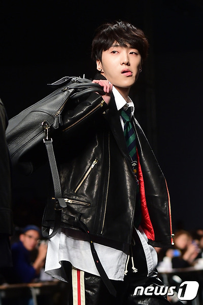 '모델 변신' 강승윤, '조금은 건방지게~'