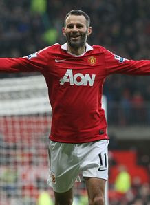 Giggs condemns Rooney actions