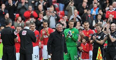 Manchester United v Sunderland Sir Alex Ferguson guard of honour
