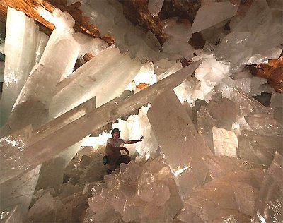 세계 아래의 세계를 456uetjgfjghb