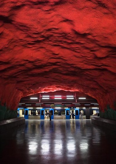 세계 아래의 세계를 3456754utrjugukh