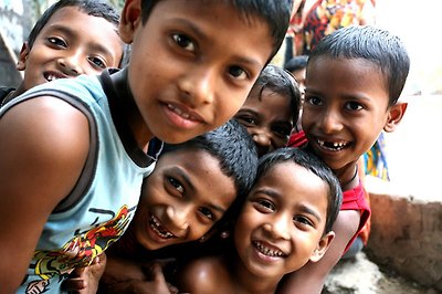 빠띠아리 아이들