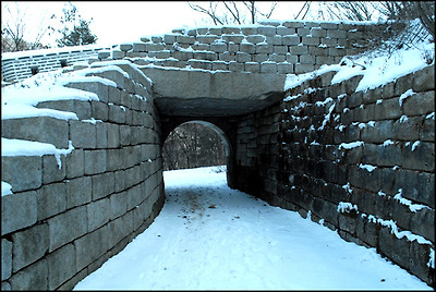 시신 옮기는 문, 남한산성 시구문