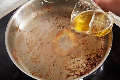 똑똑하게 식초 활용하는 방법 10가지