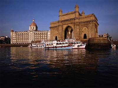 Gateway of India with Taj Mahal Hotel in background