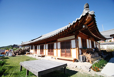하늘바람 한옥민박 전경