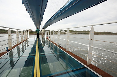 울돌목 물살체험장