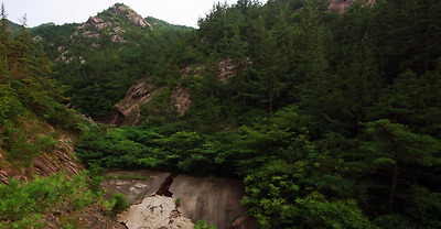 나무데크길이 끝나는 지점에서 본 풍경. 이 풍경을 보고 다시 기찬랜드로 돌아간다.