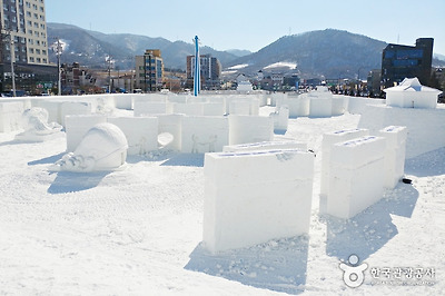 화려한 눈꽃 세상을 마주할 수 있다