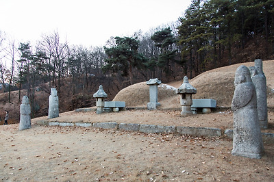 의정부시 고산동에 있는 신숙주선생묘