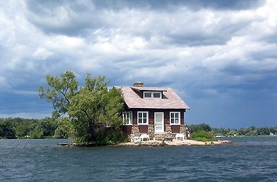 just room enough island Thousand Islands