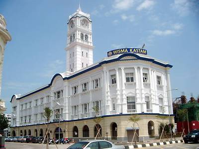 콘월리스 요새 앞 에스플러네이드 광장 건너에서 타운 홀을 발견했다. 깔끔한 외관이 인상적이다. 사진 = 김현주 