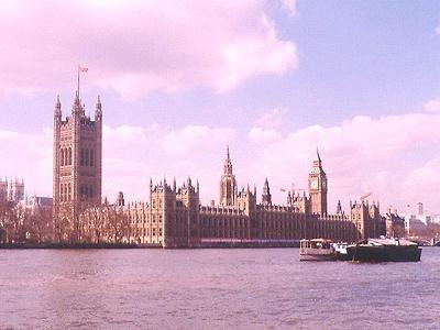 버킹엄궁전,대영박물관