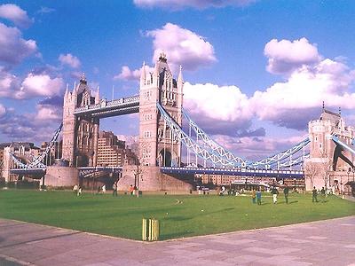 버킹엄궁전,대영박물관