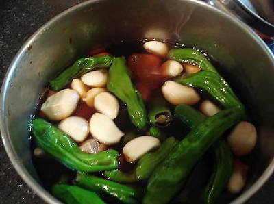 mixtureofingredientsinpot mixtureofingredientsinpot