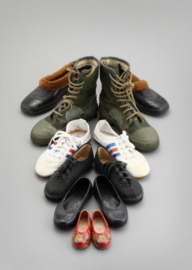 고무신, 운동화, 군화