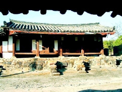 울산시 송정동에 있는 박상진의 생가. 울산시에 의해 문화재자료 제5호로 지정되었으나 가세가 기울면서 타인의 소유지가 되어 있다.2