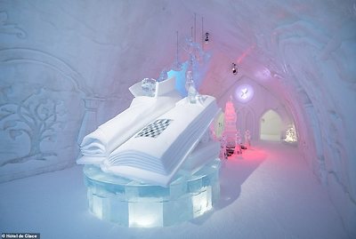 Inside the beautiful Grand Hall. According to&nbsp;&nbsp;Hôtel de Glace, the theme of this year's ice hotel is 'Quebec tales and legends'
